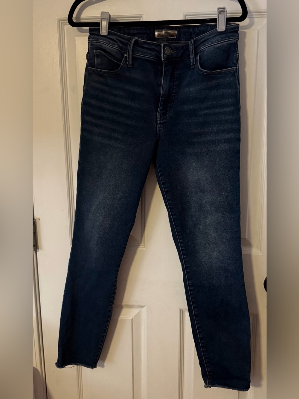 KUT From the Kloth Charlize Fab Ab Cigarette Jeans 6 High Rise Raw Hem